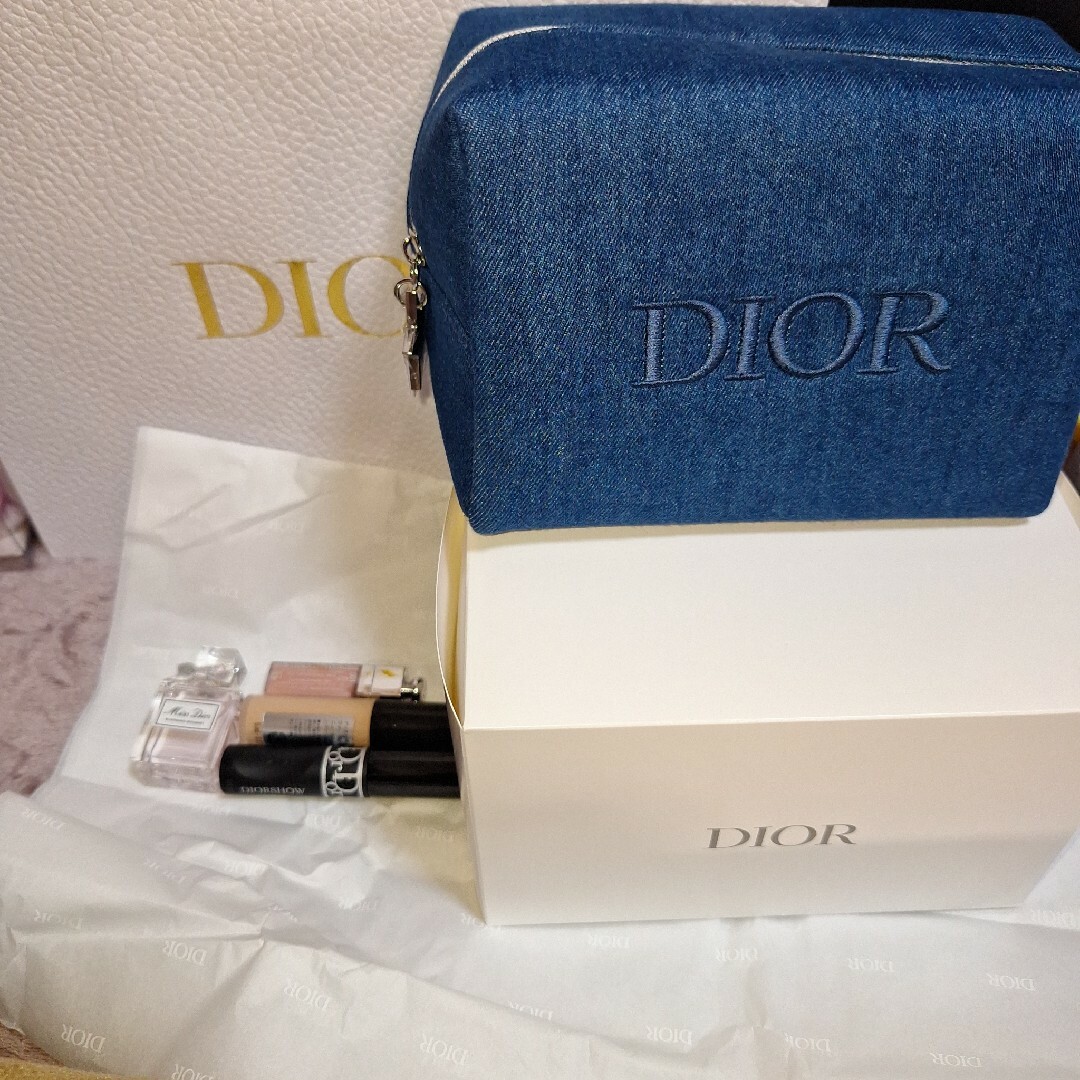 Christian Dior(クリスチャンディオール)のディオール　ノベルティ　デニムポーチ　ミニコスメ　セット レディースのファッション小物(ポーチ)の商品写真