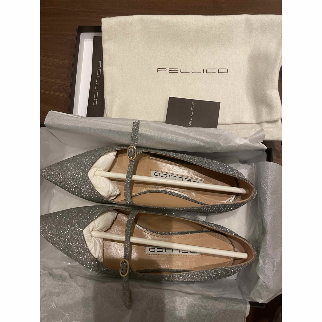 PELLICO(ペリーコ)のPELLICO シルバーラメパンプス レディースの靴/シューズ(ハイヒール/パンプス)の商品写真