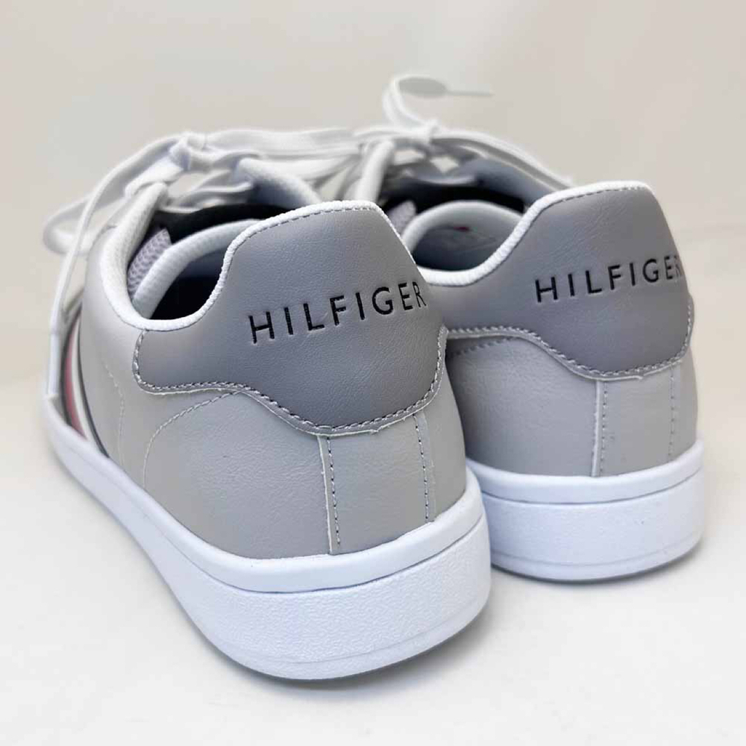 TOMMY HILFIGER(トミーヒルフィガー)の新品 トミーヒルフィガー スニーカー LIMMY グレー 25.0cm メンズの靴/シューズ(スニーカー)の商品写真