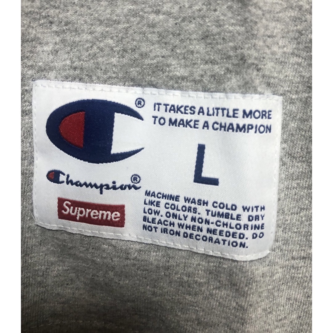 Supreme(シュプリーム)のSUPREME コラボTシャツ メンズのトップス(Tシャツ/カットソー(半袖/袖なし))の商品写真