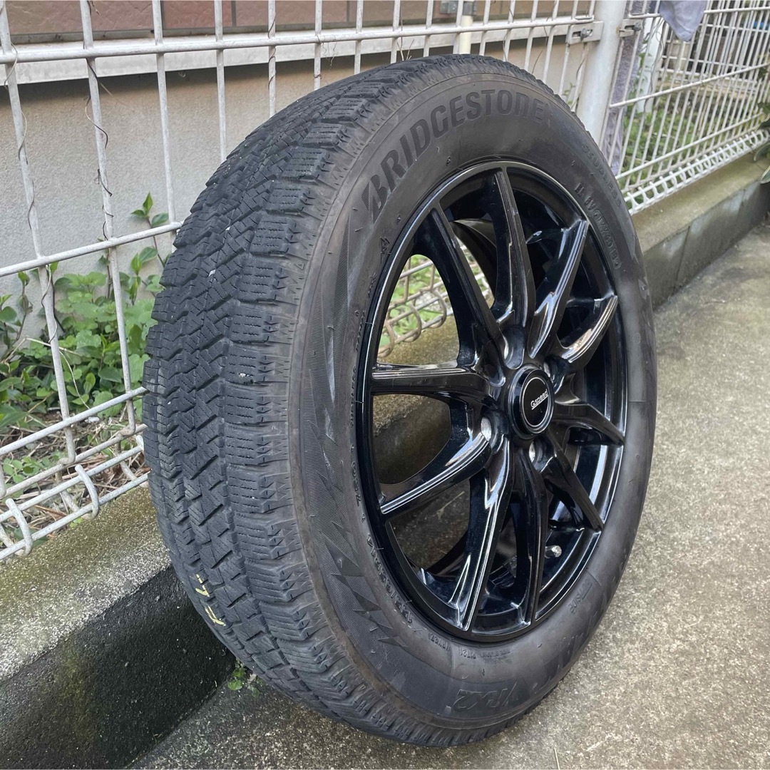 BRIDGESTONE(ブリヂストン)のブリヂストン　ブリザックVRX2 155/65R14  スタッドレスタイヤアルミ 自動車/バイクの自動車(タイヤ・ホイールセット)の商品写真