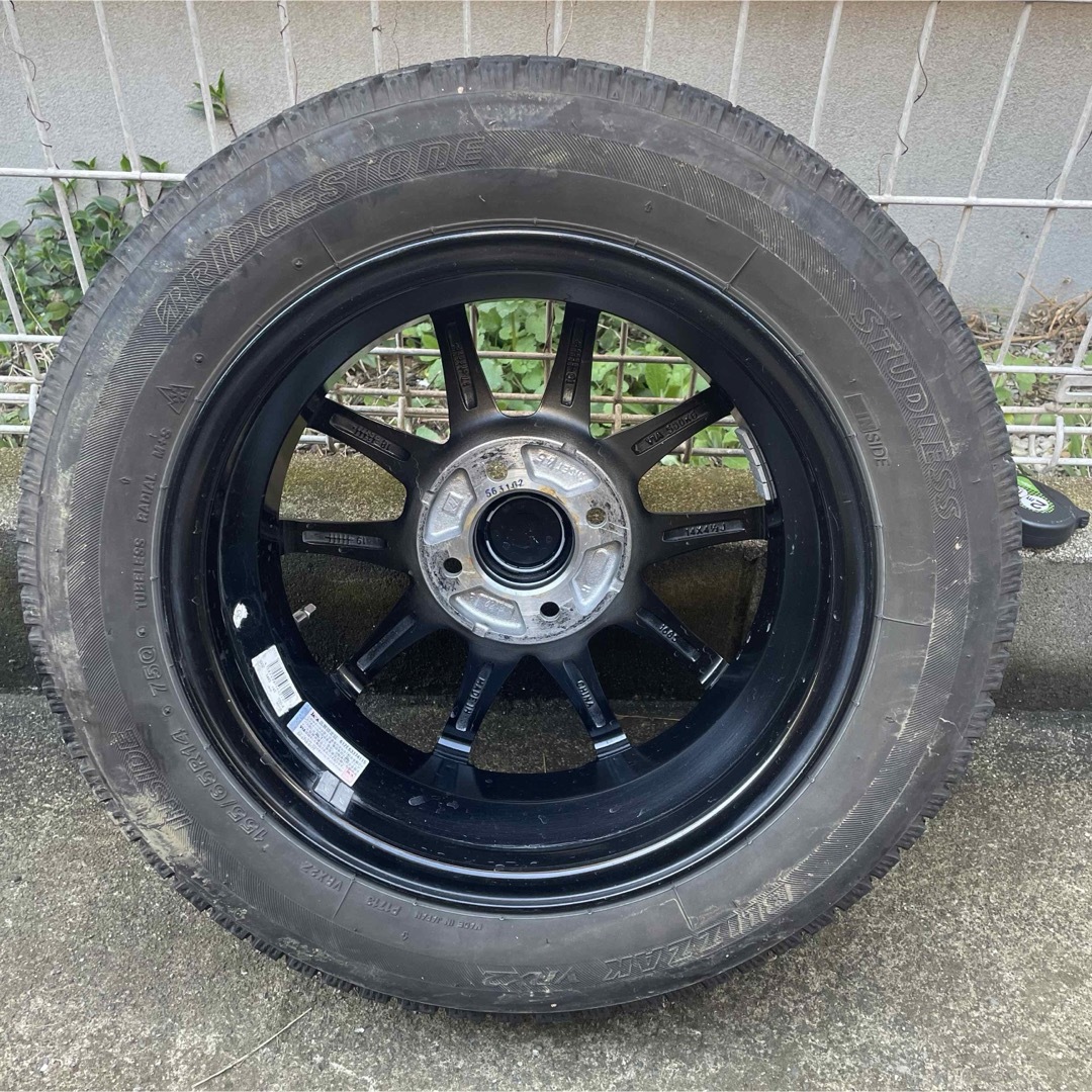 BRIDGESTONE(ブリヂストン)のブリヂストン　ブリザックVRX2 155/65R14  スタッドレスタイヤアルミ 自動車/バイクの自動車(タイヤ・ホイールセット)の商品写真