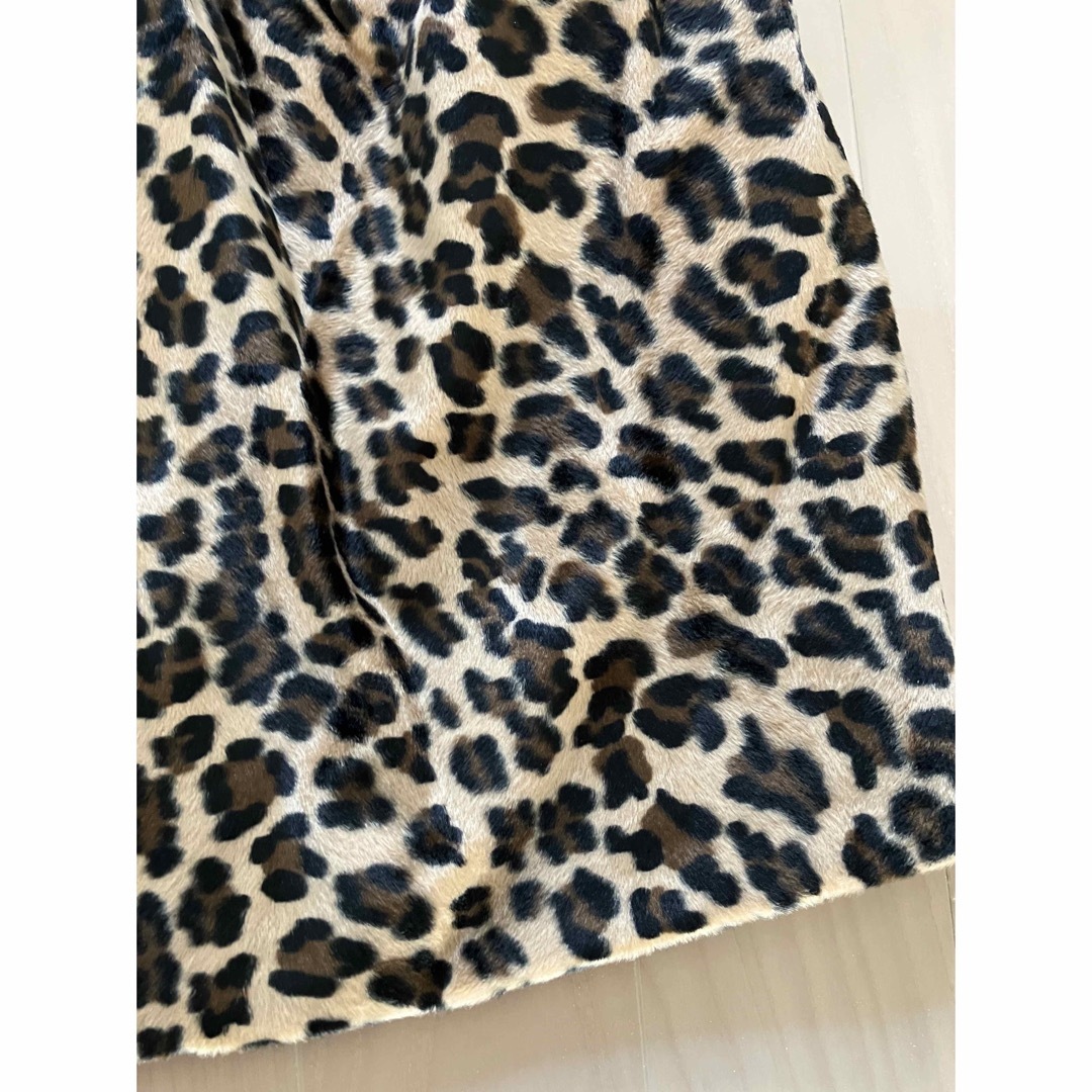 STRAWBERRY-FIELDS(ストロベリーフィールズ)のストロベリーフィールズ　豹柄スカート　未使用品 レディースのスカート(ひざ丈スカート)の商品写真
