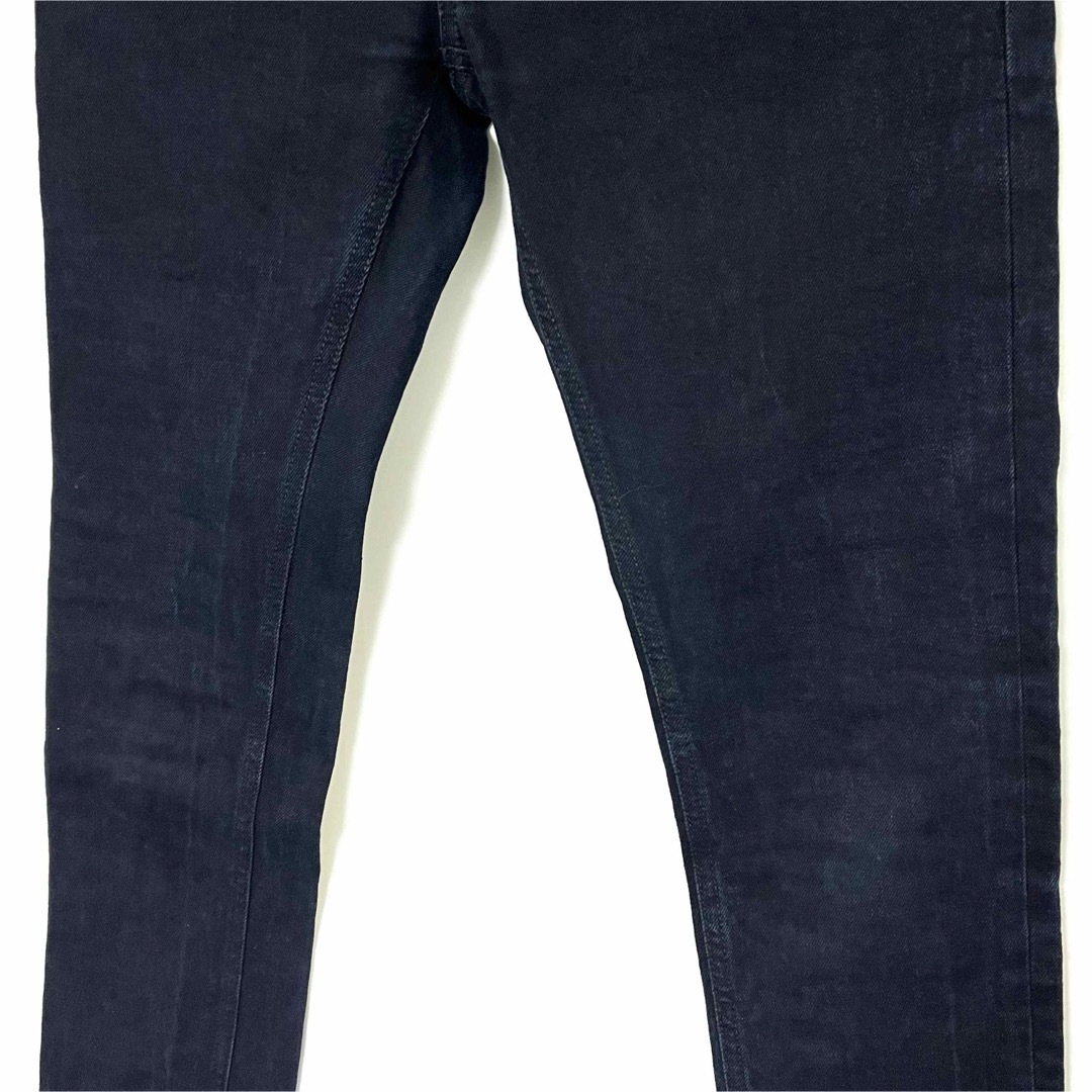 Nudie Jeans(ヌーディジーンズ)のBEAMS×Nudie jeans 別注　アシメントリー　ブラックデニム　W30 メンズのパンツ(デニム/ジーンズ)の商品写真