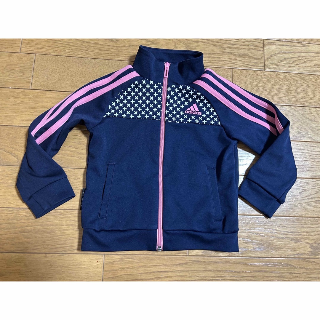 adidas(アディダス)のアディダス　長袖ジャージ　ネイビー×ピンク　100cm キッズ/ベビー/マタニティのキッズ服女の子用(90cm~)(ジャケット/上着)の商品写真