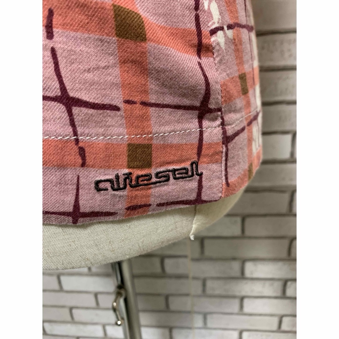 DIESEL(ディーゼル)の【5/6まで】☆DIESEL☆ Vネックシャツ　Mサイズ レディースのトップス(シャツ/ブラウス(長袖/七分))の商品写真