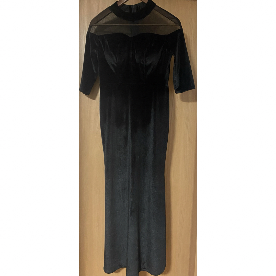 【新品】TRVELBETT ドレス 黒 レディースのワンピース(ロングワンピース/マキシワンピース)の商品写真