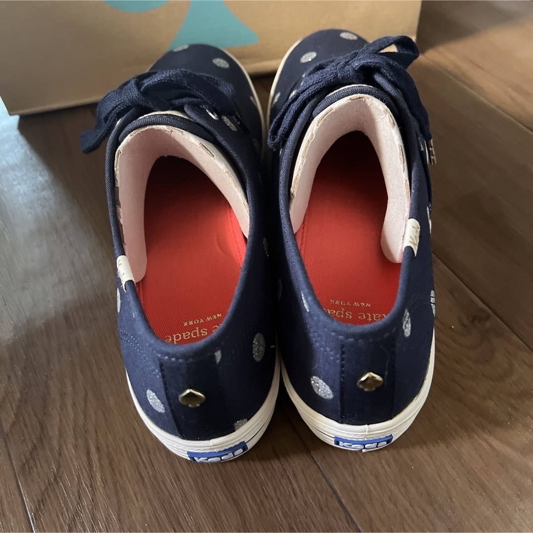 kate spade new york(ケイトスペードニューヨーク)のkate spade×keds スニーカー　ドッド柄　ネイビー レディースの靴/シューズ(スニーカー)の商品写真