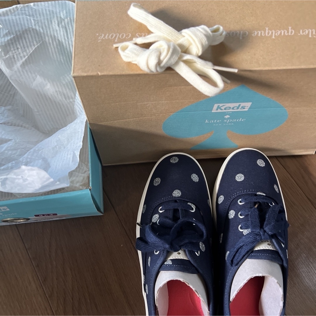 kate spade new york(ケイトスペードニューヨーク)のkate spade×keds スニーカー　ドッド柄　ネイビー レディースの靴/シューズ(スニーカー)の商品写真