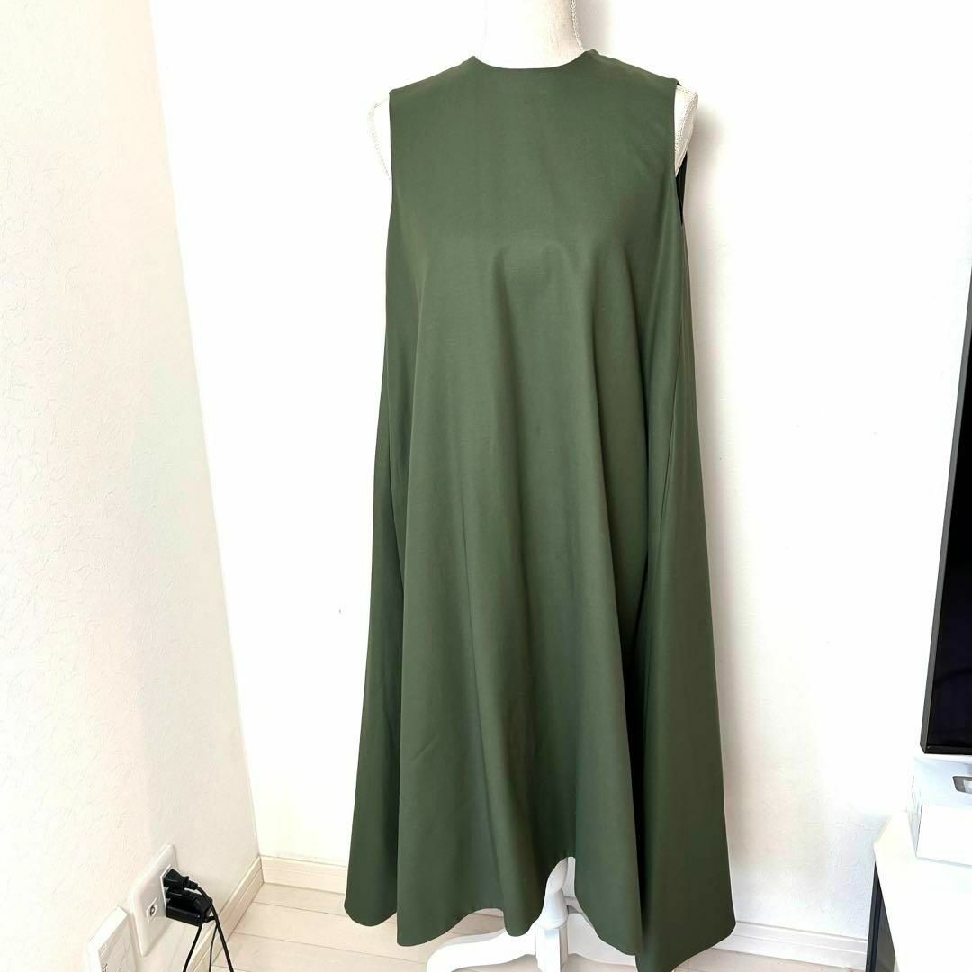 美品shibilla Demikitte.N テントラインワンピース カーキ M 美品shibilla Demikitte.N テントラインワンピース カーキ M