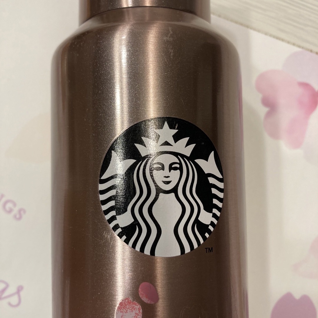 Starbucks(スターバックス)のスターバックス さくら 2022 ステンレスボトル ピンクゴールド 473ml インテリア/住まい/日用品のキッチン/食器(タンブラー)の商品写真