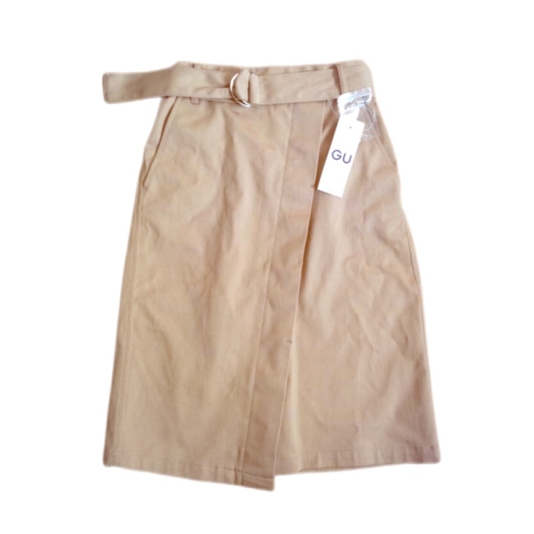 GU(ジーユー)の【未使用】GU ラップスカート ベージュ レディースのスカート(ひざ丈スカート)の商品写真