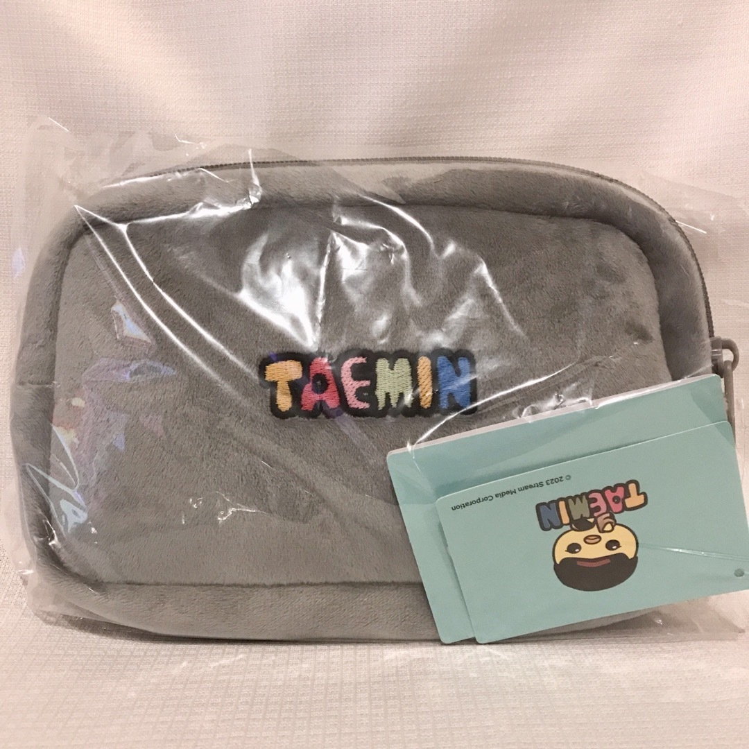 SHINee(シャイニー)のSHINee テミン ANIMAL COORDY アップリケポーチ エンタメ/ホビーのタレントグッズ(アイドルグッズ)の商品写真