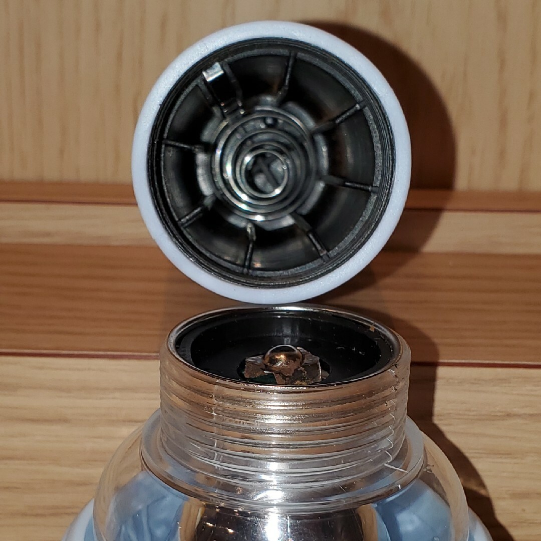ワゴンR HYBRID LED懐中電灯 ノベルティ 乾電池3本付き 点灯動作 ワゴンR HYBRID LED懐中電灯 ノベルティ 乾電池3本付き 点灯動作