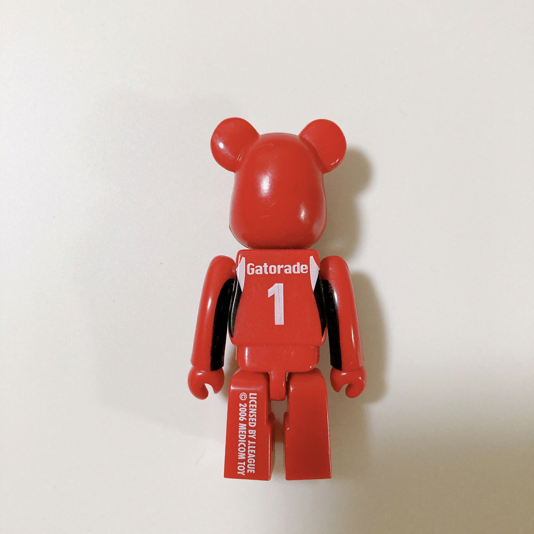 BE@RBRICK(ベアブリック)のJリーグ ベアブリック  名古屋グランパス スポーツ/アウトドアのサッカー/フットサル(記念品/関連グッズ)の商品写真