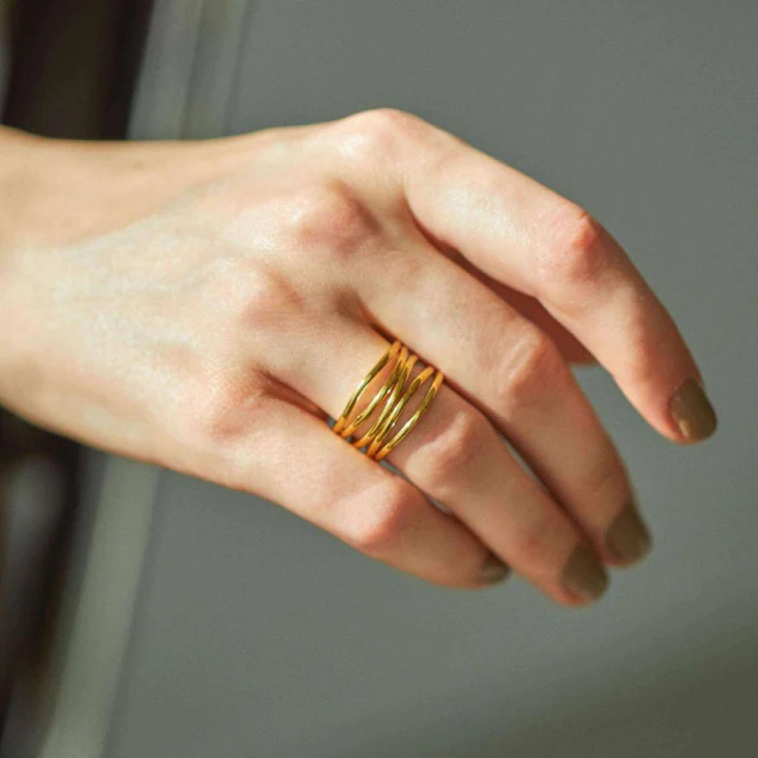 ALETTA(アレッタ)のaletta jewelry  5ロウウェーブリング ゴールド レディースのアクセサリー(リング(指輪))の商品写真