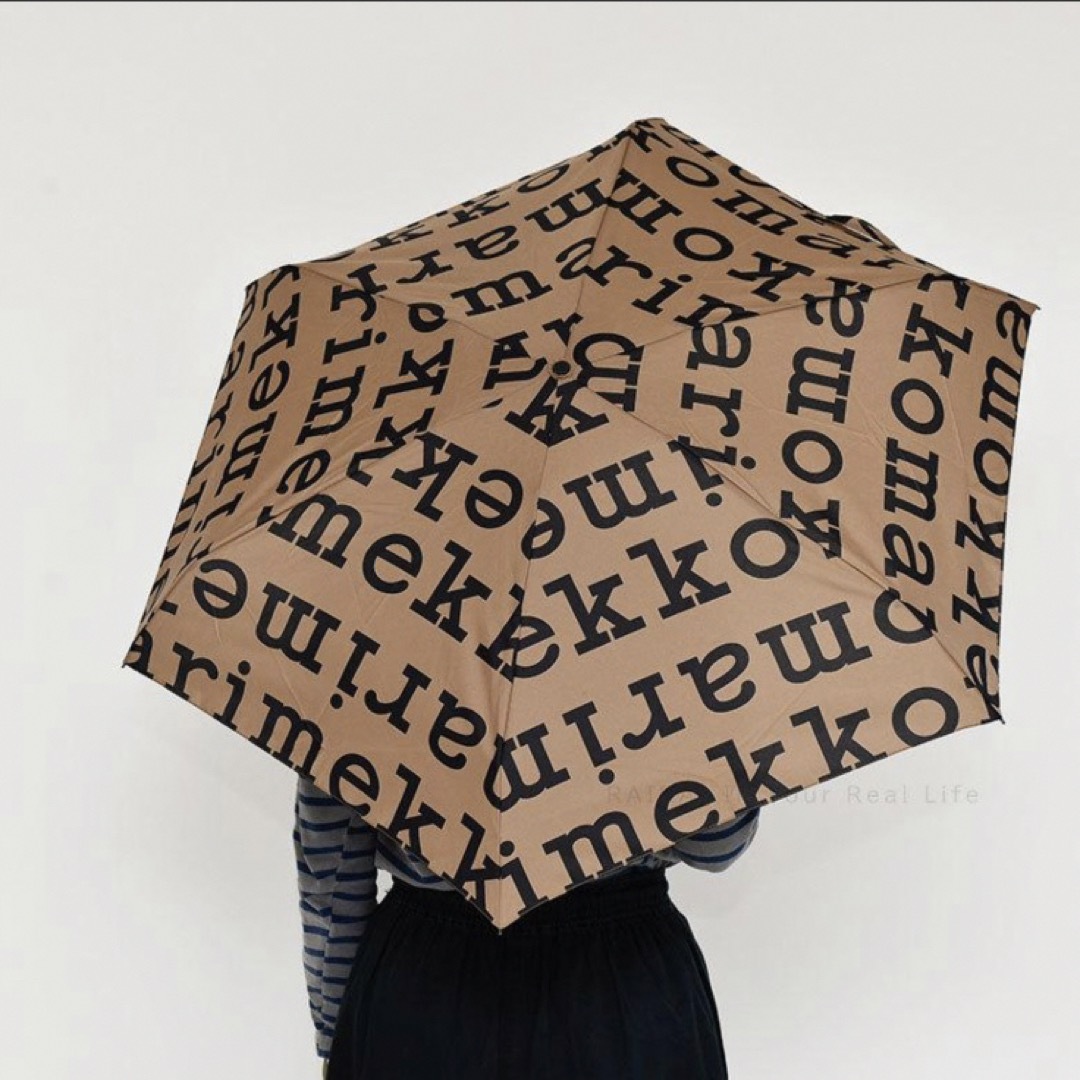 marimekko(マリメッコ)の国内正規品 新品 マリメッコ 折り畳み傘 MARILOGO ブラウン 日本限定 レディースのファッション小物(傘)の商品写真