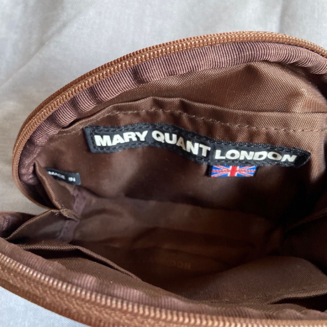 MARY QUANT(マリークワント)のマリークワント　ポーチ レディースのファッション小物(ポーチ)の商品写真