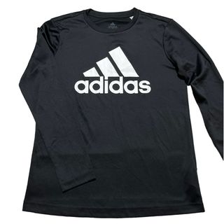 アディダス(adidas)のトップス(トレーナー/スウェット)