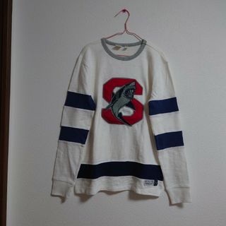 ギャップキッズ(GAP Kids)のGAPKIDS サメ 長袖カットソー 150cm(Tシャツ/カットソー)