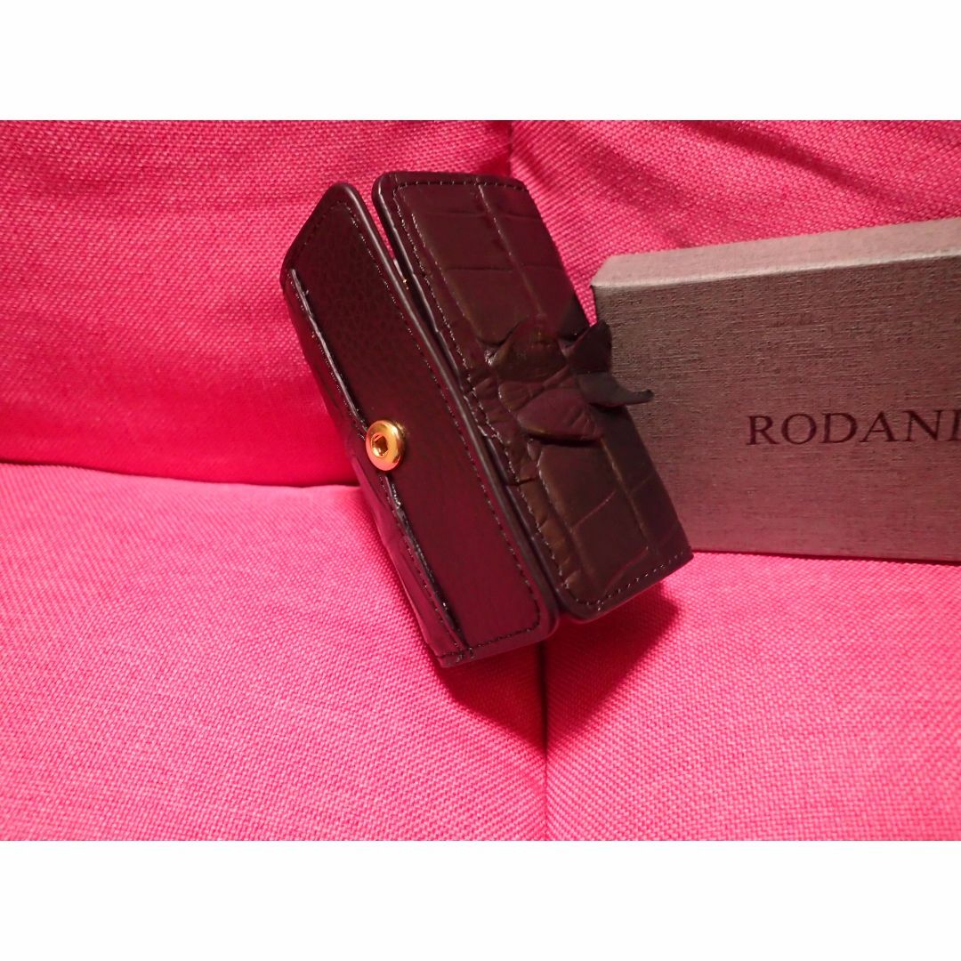 RODANIA(ロダニア)の新品　RODANIA　ホーンバックソフトクロコダイルキーケース　黒 レディースのファッション小物(キーホルダー)の商品写真