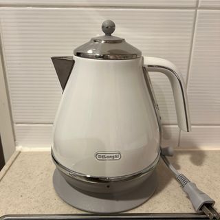 デロンギ(DeLonghi)のDeLonghi デロンギ 電気ケトル (電気ケトル)