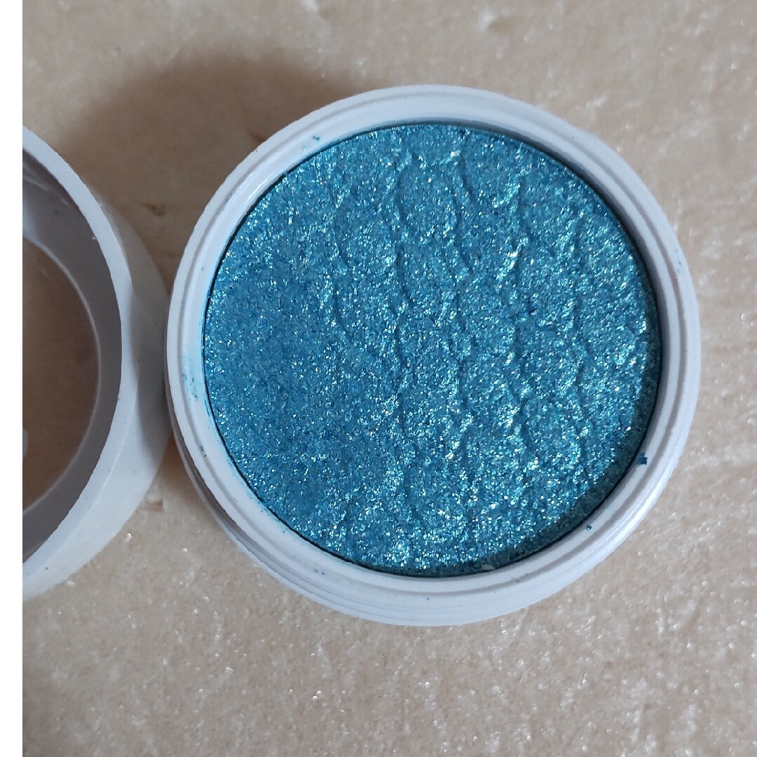 colourpop(カラーポップ)の【used】カラーポップ　スーパーショックシャドウ　ブルー系2色 コスメ/美容のベースメイク/化粧品(アイシャドウ)の商品写真