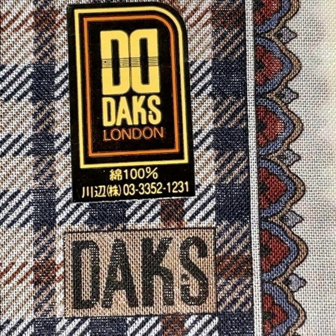 DAKS LONDON ダックス ハンカチ シールタグ付き 新品、未使用 メンズのファッション小物(ハンカチ/ポケットチーフ)の商品写真