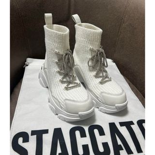 スタッカート(STACCATO)のキラキラ紐ニットスニーカー(スニーカー)