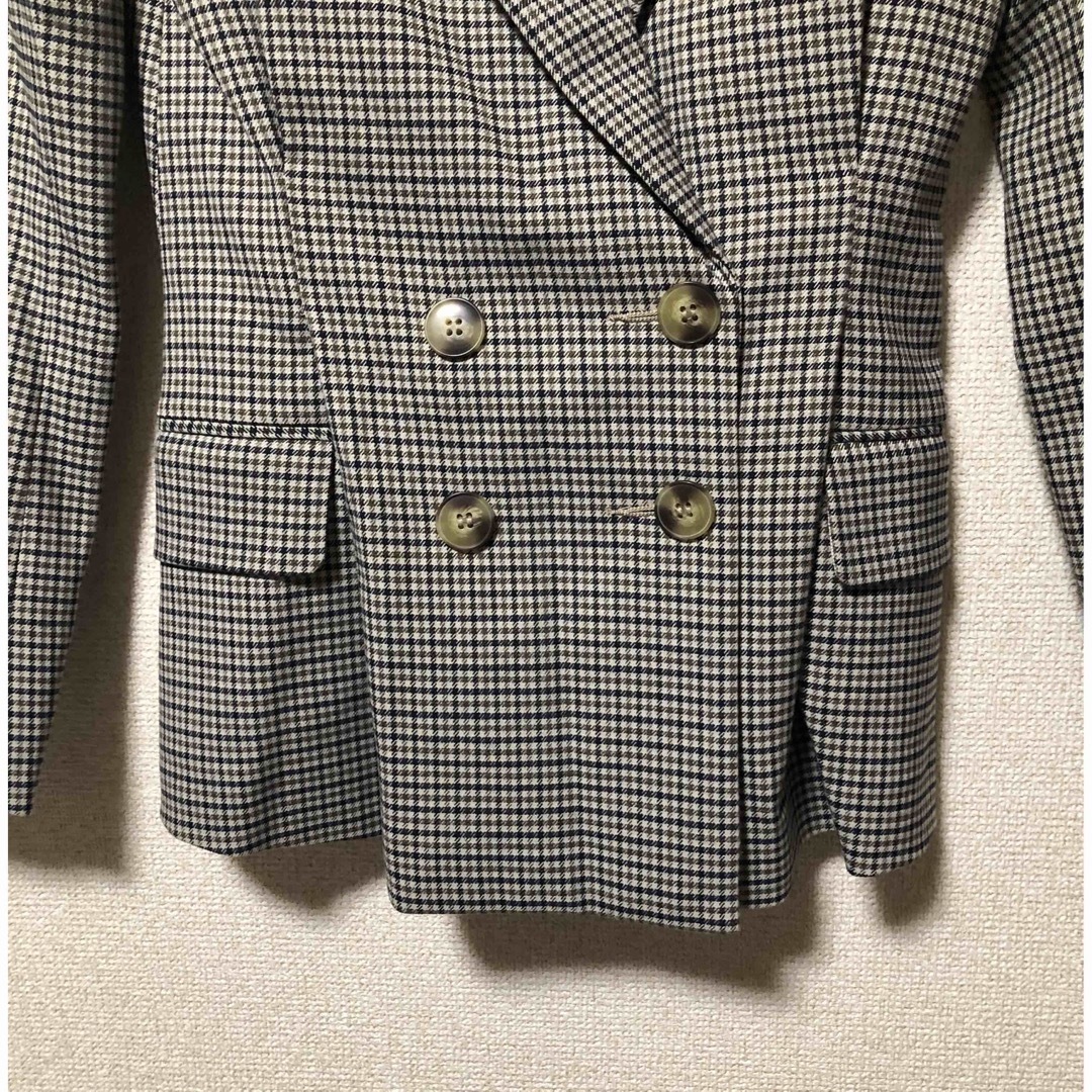 H&M(エイチアンドエム)のH&M 千鳥ブラウンジャケット レディースのジャケット/アウター(テーラードジャケット)の商品写真