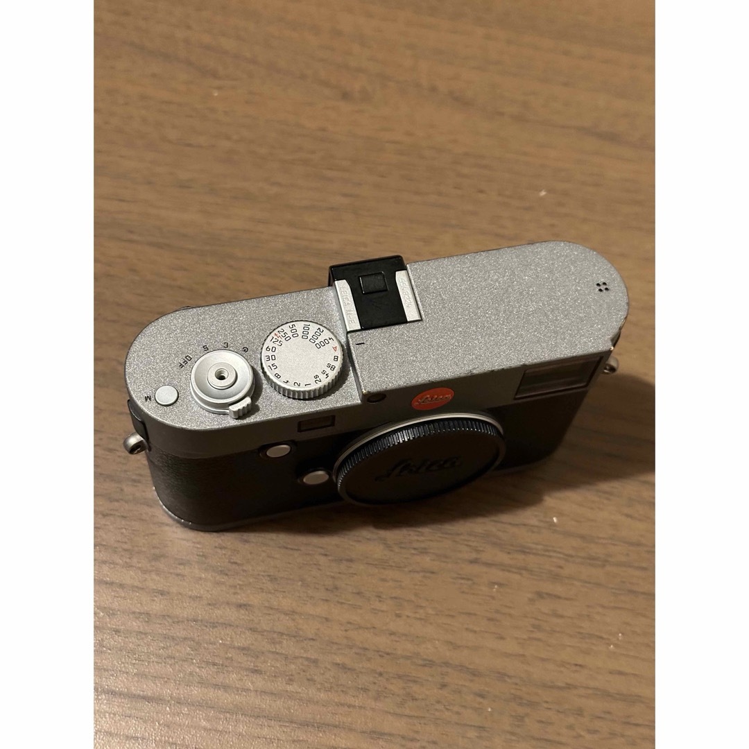 LEICA(ライカ)の超希少 ライカ M-E typ240 ボディ Leica アンスラサイト スマホ/家電/カメラのカメラ(デジタル一眼)の商品写真