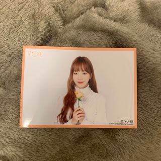 アイズワン(IZ*ONE)のIZ*ONE KCON 幕張 チョ・ユリ 花 レア 生写真(アイドルグッズ)