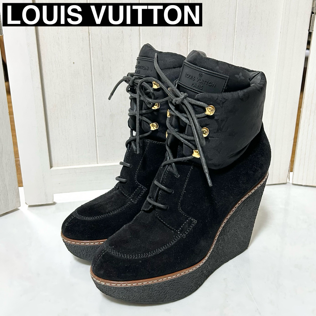 LOUIS VUITTON(ルイヴィトン)のLOUIS VUITTON  カレッジライン ウェッジアンクルブーツ 35 レディースの靴/シューズ(ブーツ)の商品写真