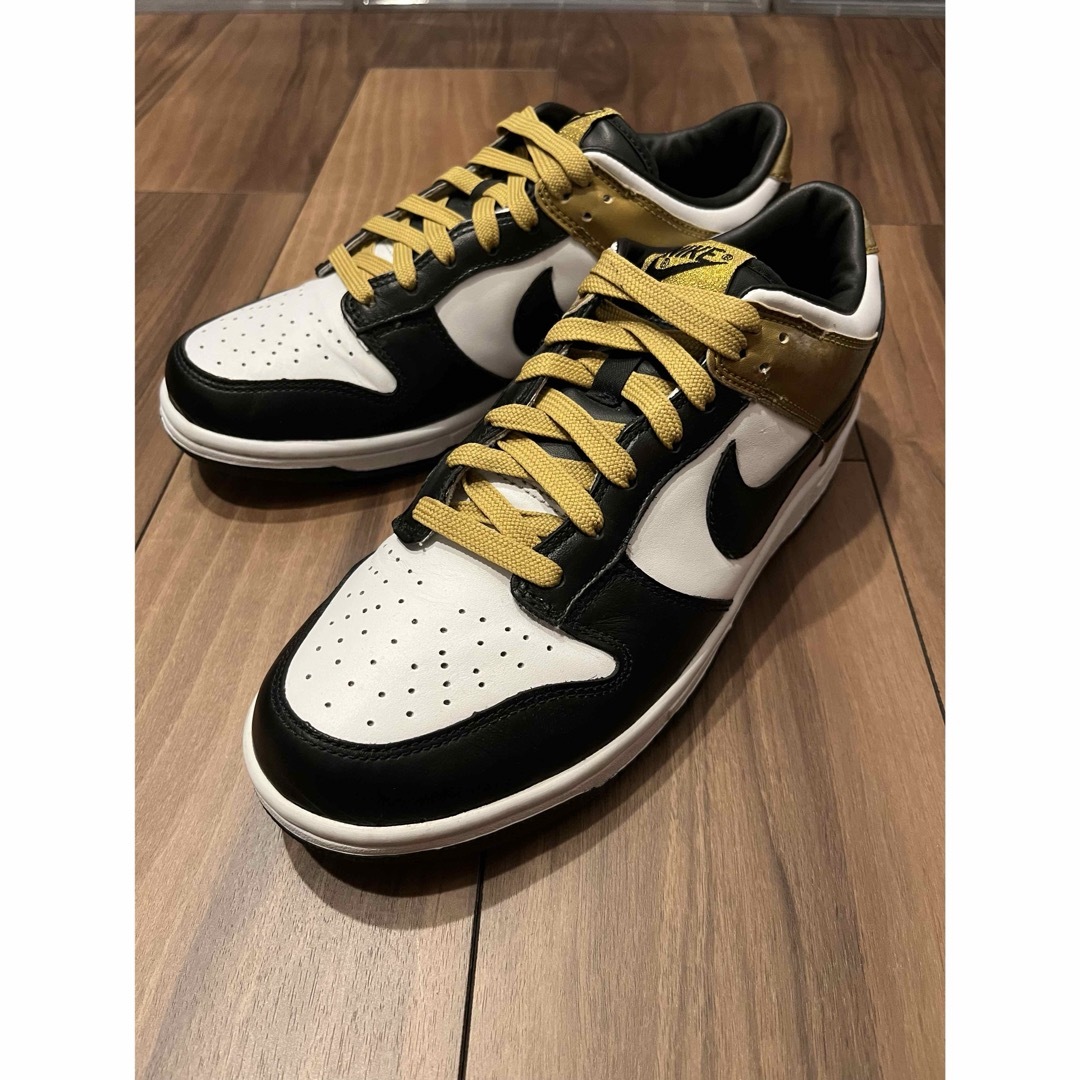 NIKE(ナイキ)の世界3000足 限定 NIKE DUNK LOW COURIR 26.5cm メンズの靴/シューズ(スニーカー)の商品写真