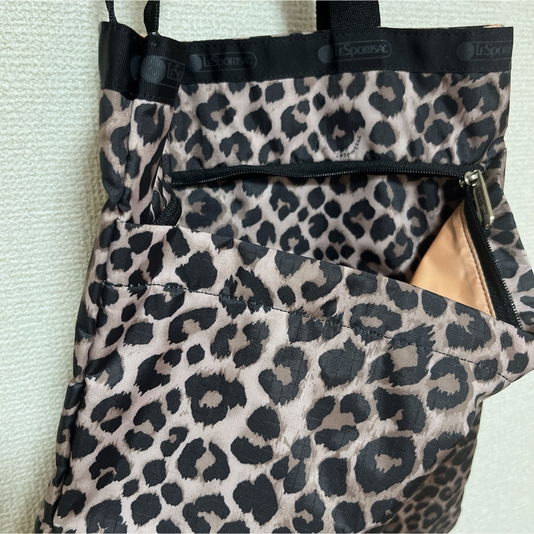 LeSportsac(レスポートサック)のLESPORTSAC(レスポートサック) トートバッグ■ 豹柄 レスポナイロン レディースのバッグ(トートバッグ)の商品写真