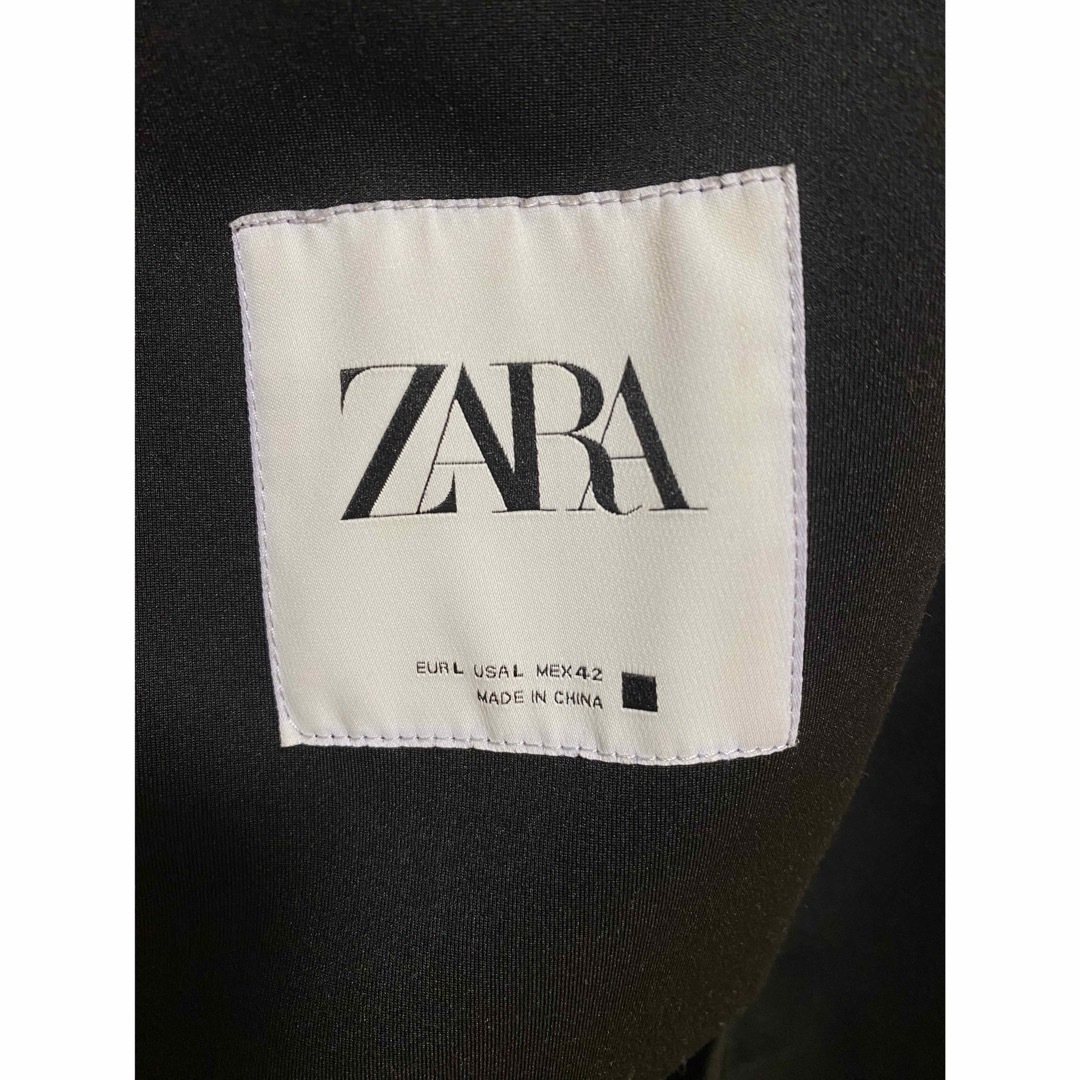 ZARA(ザラ)のヒカル着用／ブラック／ZARA／チェスターコート ／スエード調／Lサイズ メンズのジャケット/アウター(チェスターコート)の商品写真