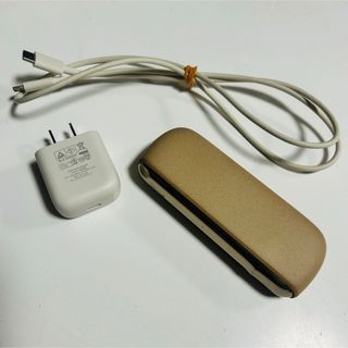 アイコス(IQOS)の【発送可】IQOS イルマ ぺブルベージュ 本体 チャージャー 充電器(タバコグッズ)