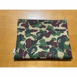 A BATHING APE ポーチ　迷彩　カモ