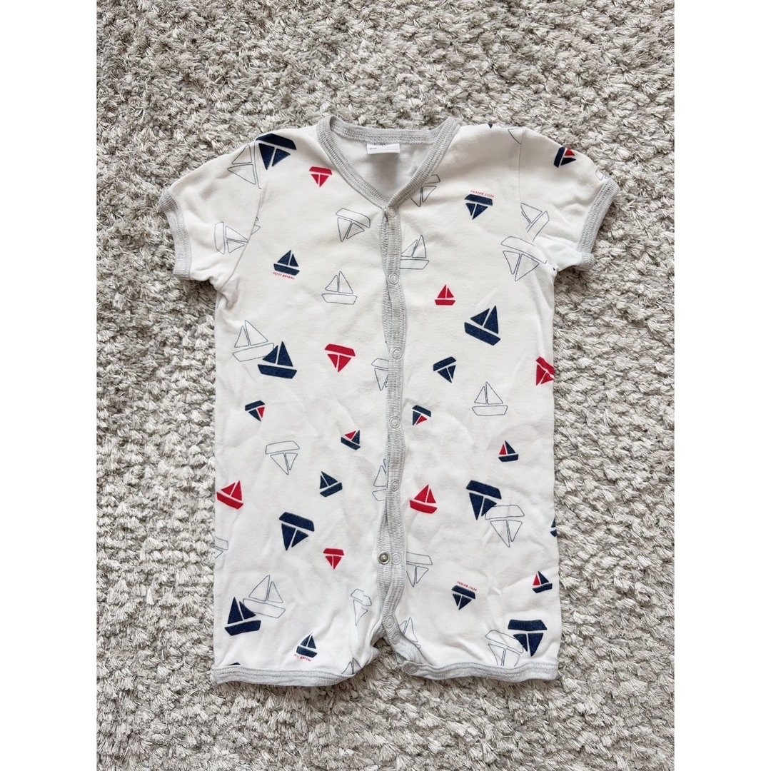 PETIT BATEAU(プチバトー)のプチバトー 半袖ロンパース 6M キッズ/ベビー/マタニティのベビー服(~85cm)(ロンパース)の商品写真