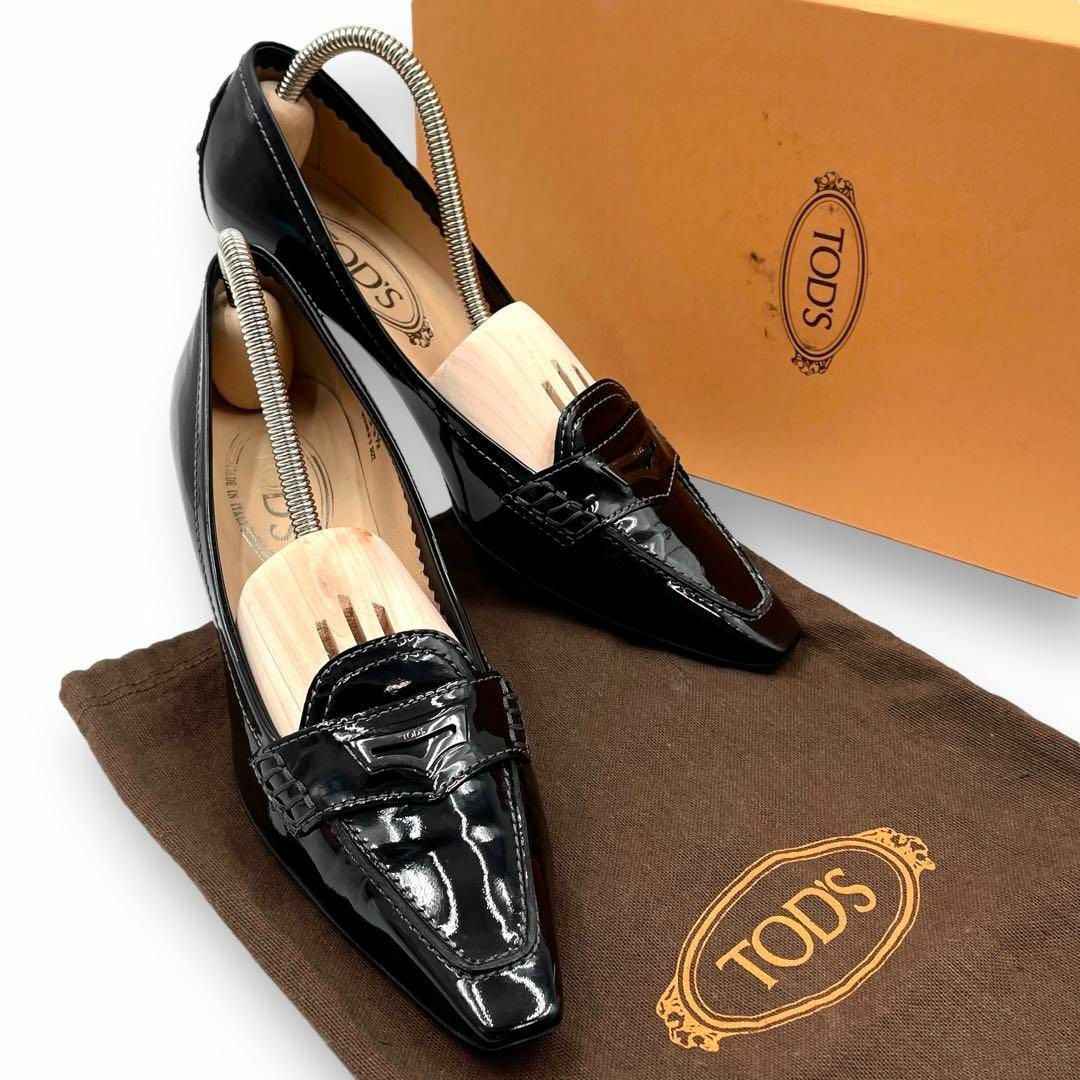 TOD'S(トッズ)の美品 TOD'S パンプス ヒール パテント ハーフサドル ゴンビーニ 黒 レディースの靴/シューズ(ハイヒール/パンプス)の商品写真