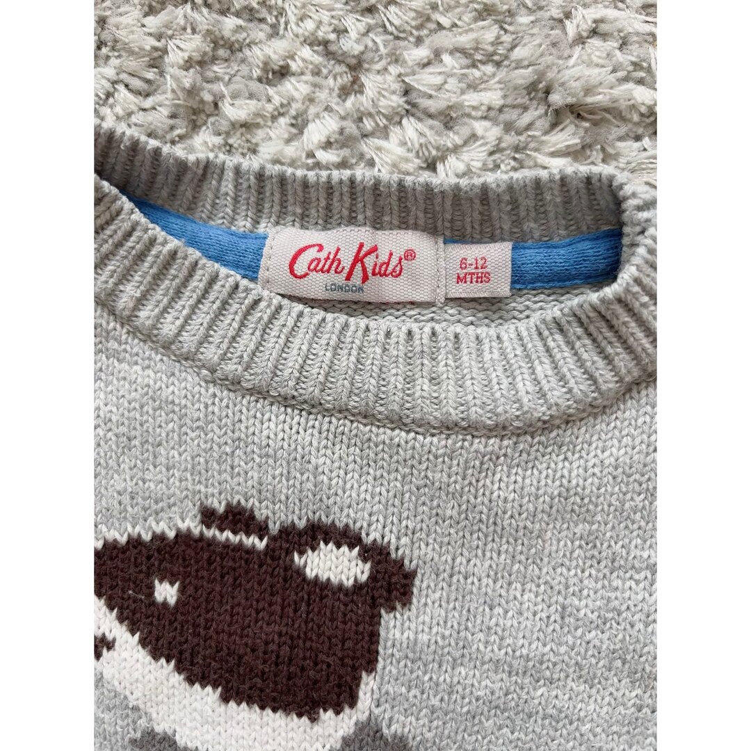 Cath Kidston(キャスキッドソン)のCath Kidstonキャスキッドソン  アナグマニット　6-12M キッズ/ベビー/マタニティのベビー服(~85cm)(ニット/セーター)の商品写真