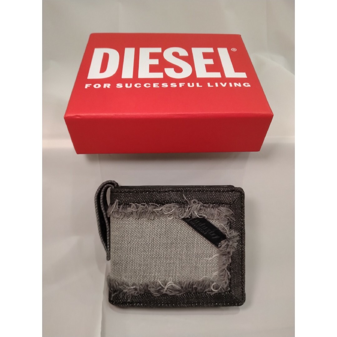 DIESEL(ディーゼル)のDIESEL ディーゼル 折り財布 ダメージデニム ブラック メンズのファッション小物(折り財布)の商品写真