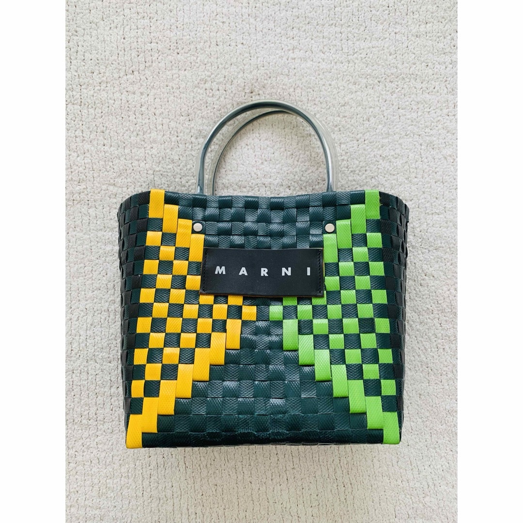 MARINI(マリーニ)のMARNI MARKET SUMMER BASKE マルニ　カゴバッグ　美品 レディースのバッグ(かごバッグ/ストローバッグ)の商品写真