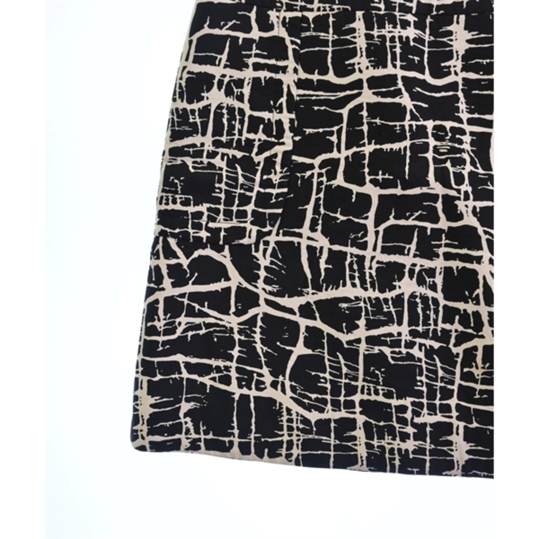 Marni(マルニ)のMARNI マルニ ひざ丈スカート 38(S位) 黒x白(総柄) 【古着】【中古】 レディースのスカート(ひざ丈スカート)の商品写真