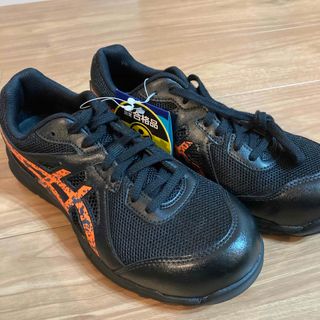 アシックス(asics)のアシックス ウィンジョブ安全靴ＣＰ１０６ ブラックＸオレンジポップ２４．５ｃｍ(その他)