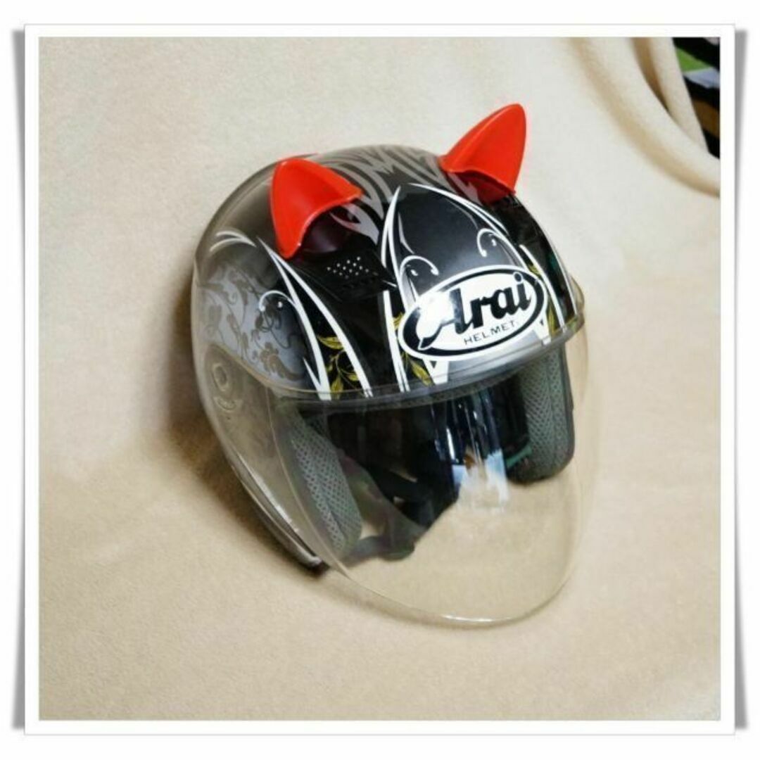 ★ねこ耳★　④レッド　ヘルメット　バイク　オートバイ　ネコ耳　ねこ耳　猫耳 自動車/バイクのバイク(装備/装具)の商品写真