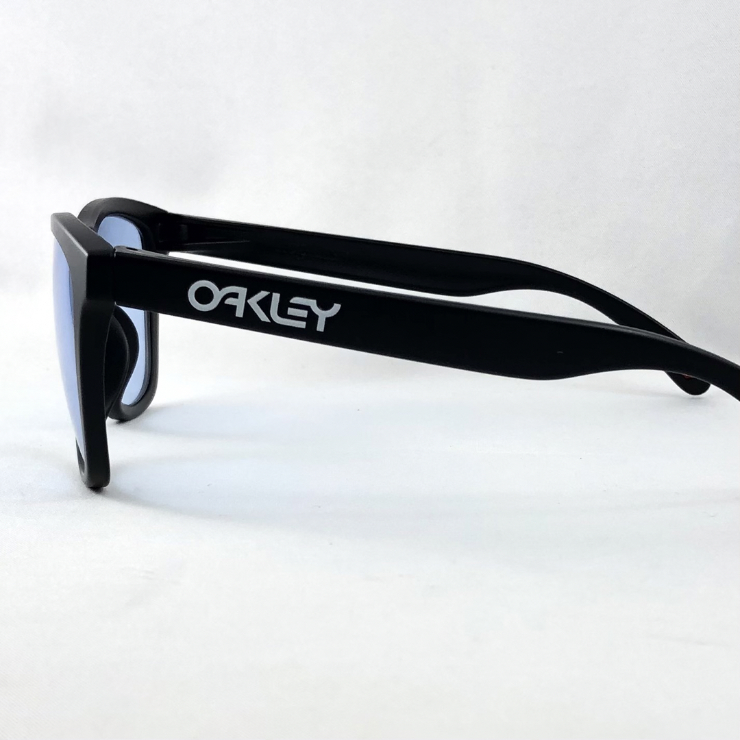 Oakley(オークリー)のOAKLEYオークリー9245ライトブルーサングラスフロッグスキンD0 メンズのファッション小物(サングラス/メガネ)の商品写真