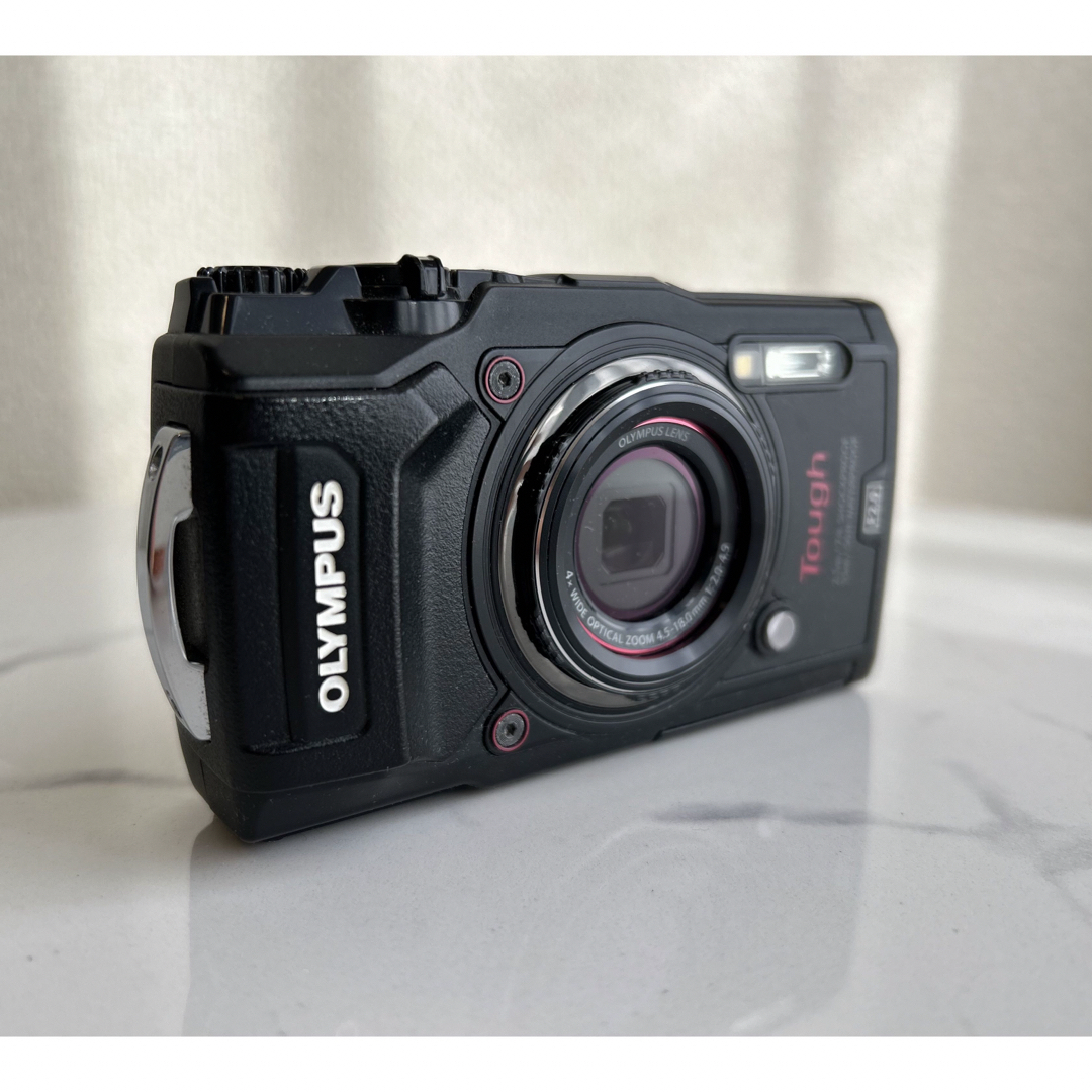 OLYMPUS(オリンパス)のオリンパス コンパクトデジタルカメラ TOUGH TG-5 ブラック(1個) スマホ/家電/カメラのカメラ(コンパクトデジタルカメラ)の商品写真