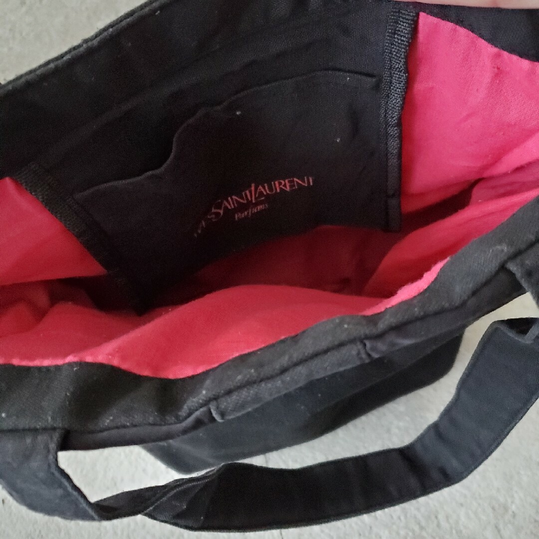 Yves Saint Laurent(イヴサンローラン)のYSL♡サンローランエコバッグ レディースのバッグ(ハンドバッグ)の商品写真