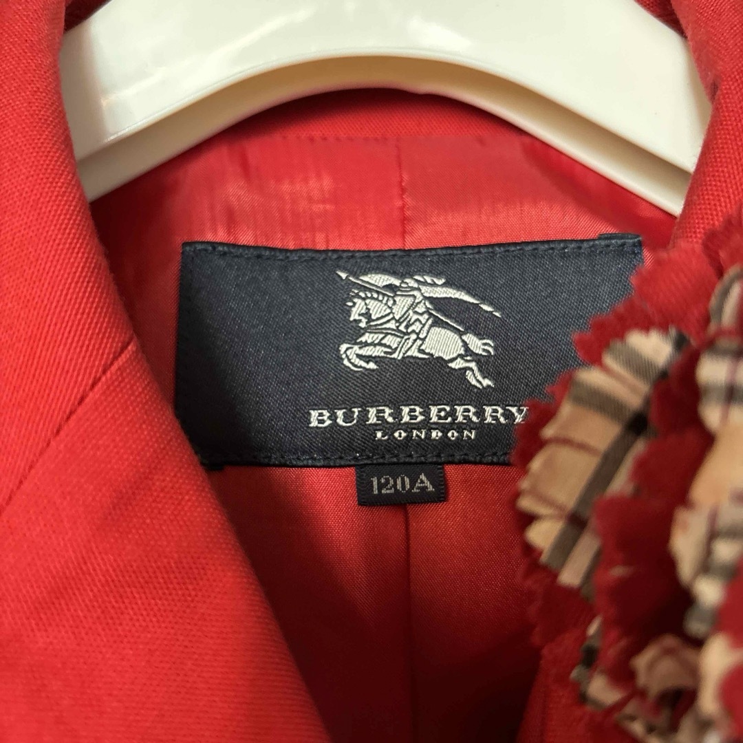 BURBERRY(バーバリー)のバーバリー　ジャケット　スカート　120 入学式 キッズ/ベビー/マタニティのキッズ服女の子用(90cm~)(ドレス/フォーマル)の商品写真